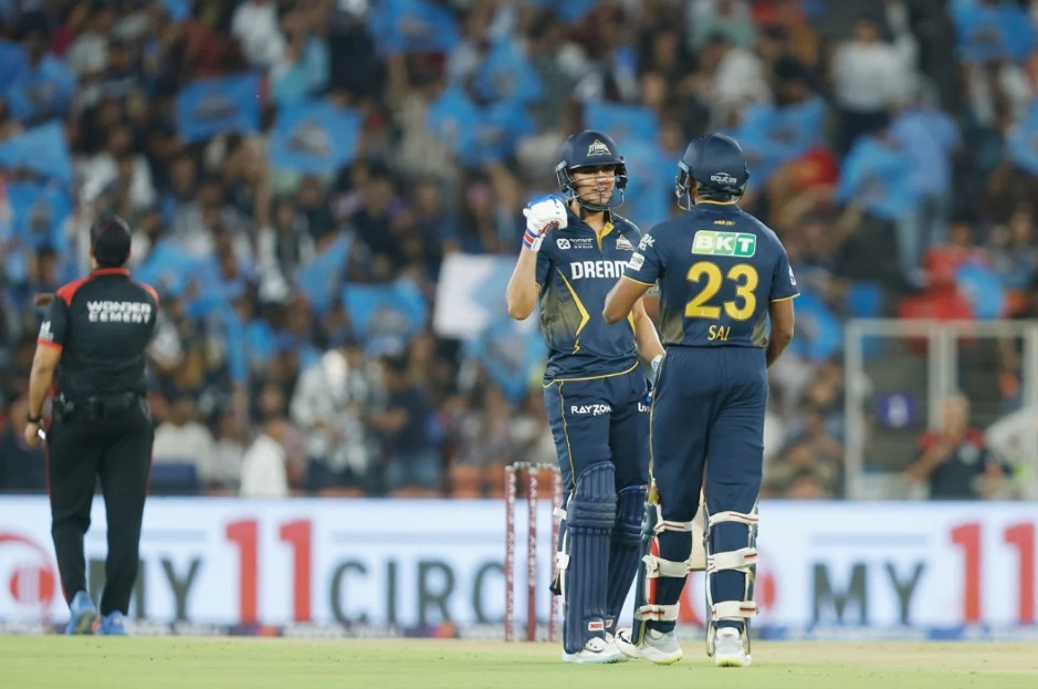 IPL Innings with the Fewest Dot Balls
